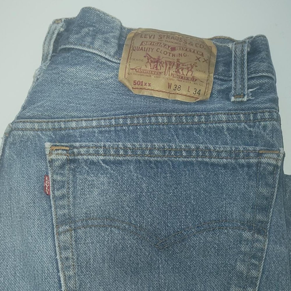 Vintage Levi's 501 XX Jeans 38x34 Blue Button Fly Light Wash